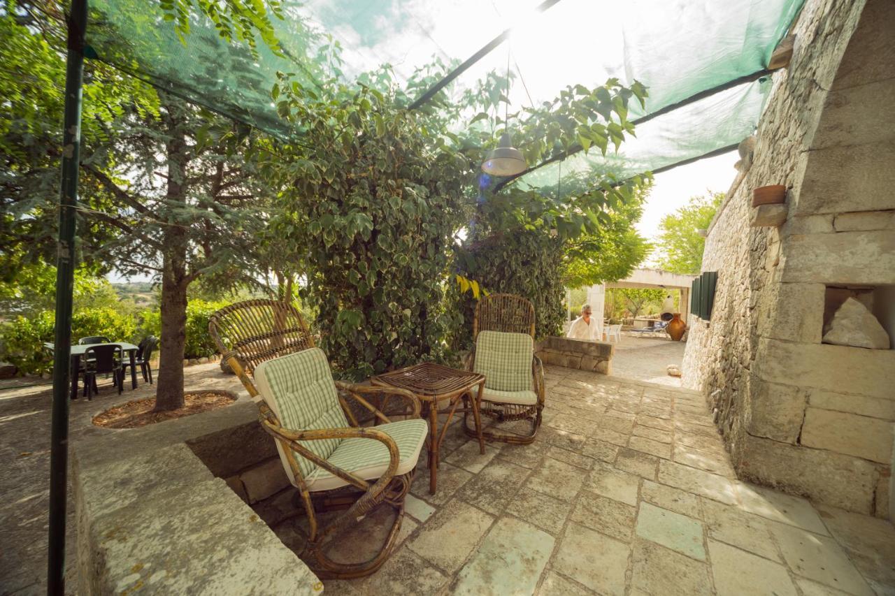 Trulli Girasoli E Viole Cocolicchio Exterior photo