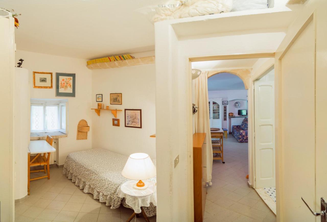 Trulli Girasoli E Viole Cocolicchio Room photo