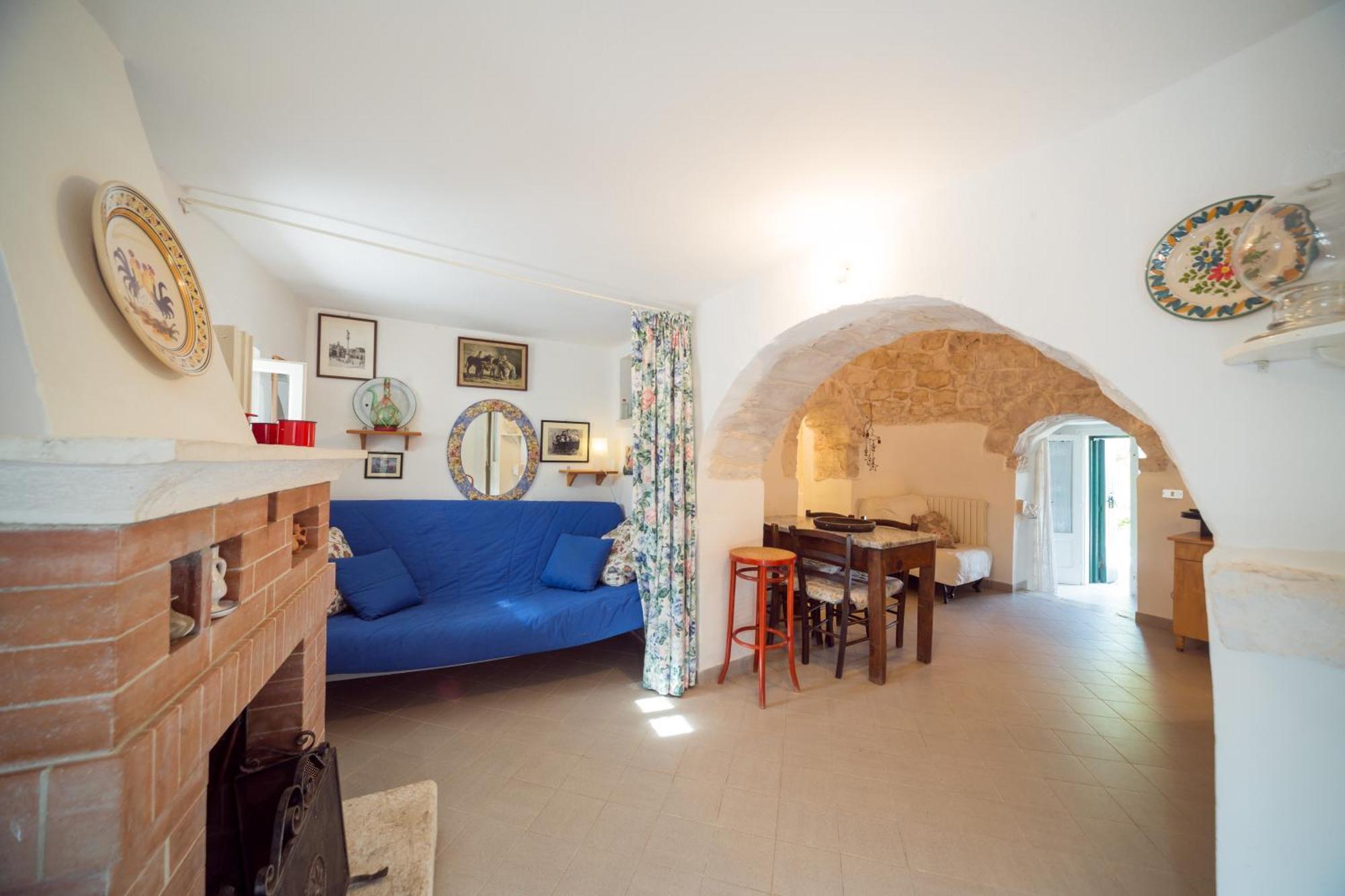 Trulli Girasoli E Viole Cocolicchio Room photo
